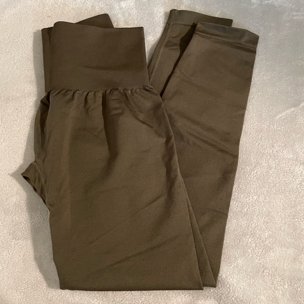 Nvgtn solid seamless leggings